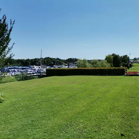 船屋 Houseboat Noemi Yacht Club Marina Di Verbella Lisanza