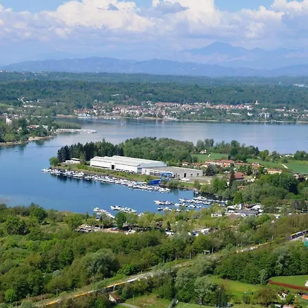 Houseboat Noemi Yacht Club Marina Di Verbella 船屋 *